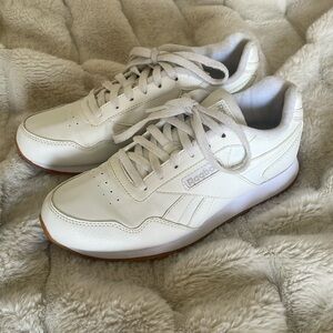 Reebok Women's Classic Harman Run Sneaker